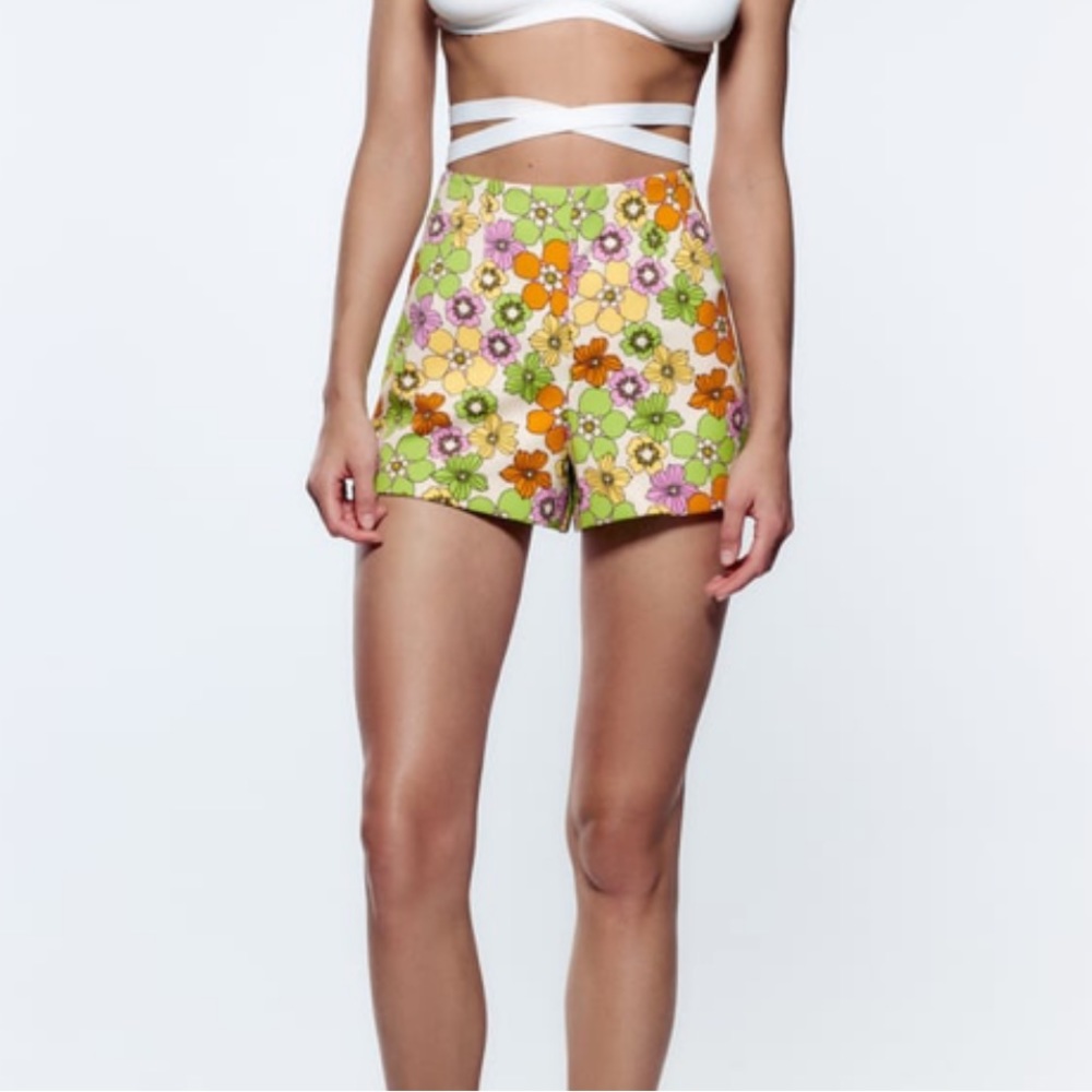 Zara floral shorts